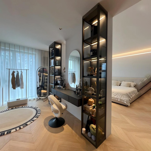 Hight quality lighted display cabinet - Image 5