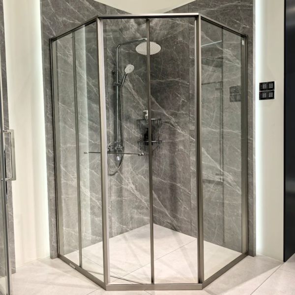 Customized glass enclosure shower art glass  shower door 9