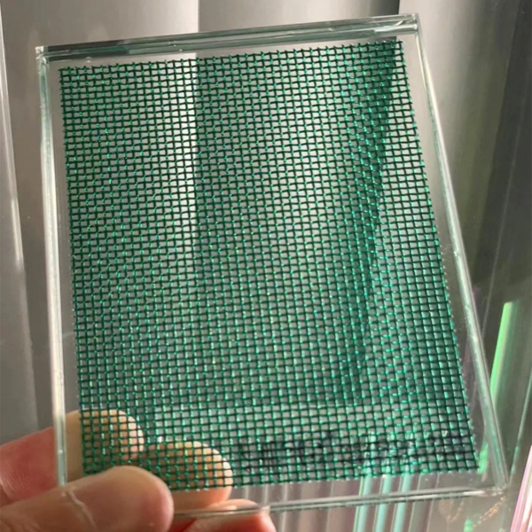 Customized Decorative Fabric Laminated Glass Toughened Art Glass Fabric Wire Mesh Laminated Glass - Image 3